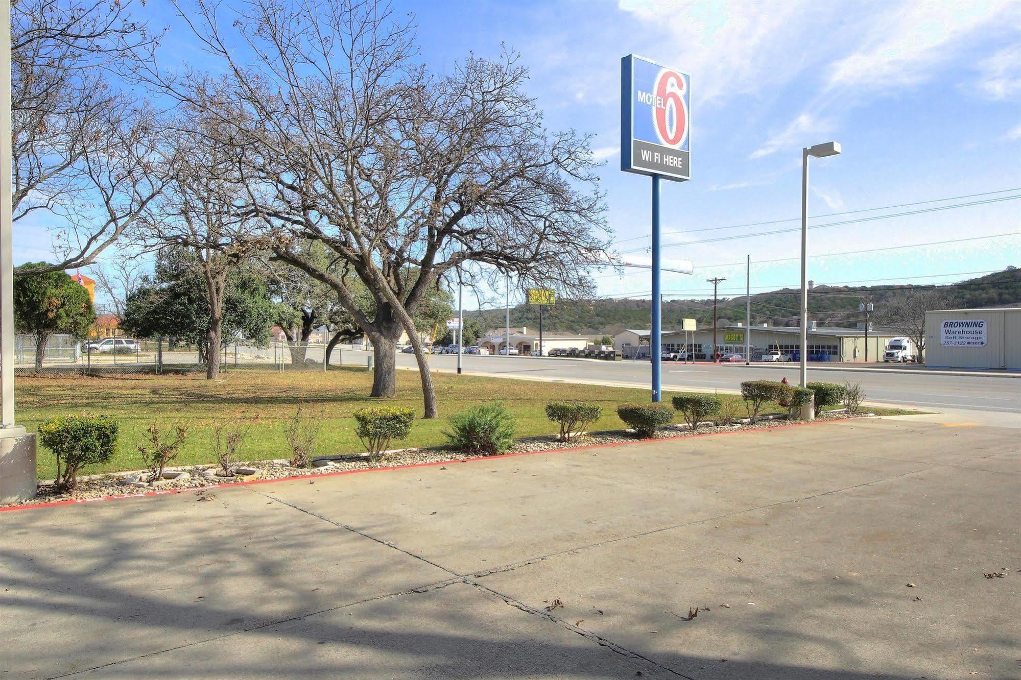 Motel 6-Kerrville, Tx Exterior photo